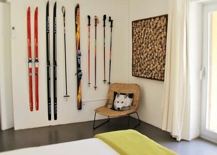 De Torneiros * أوني دا سيرا